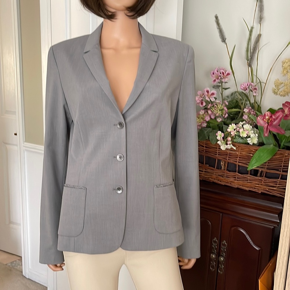 NWOT Vintage Eli Tahari gray blazer